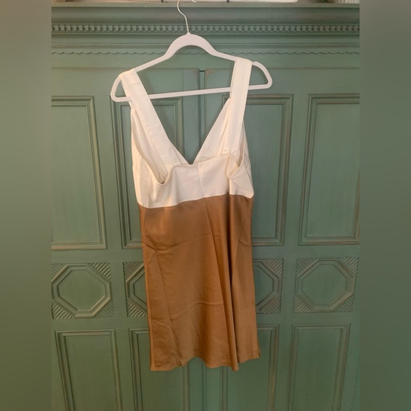 Cream and Gold Satin Dress! New with tags attached! - Picture 2 of 3